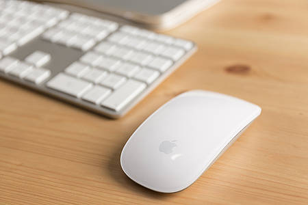 Tastatur und Maus eines Macs