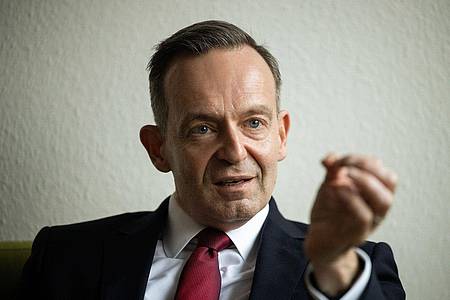 Bundesverkehrsminister Volker Wissing zeigt sich im Verbrenner-Streit optimistisch.