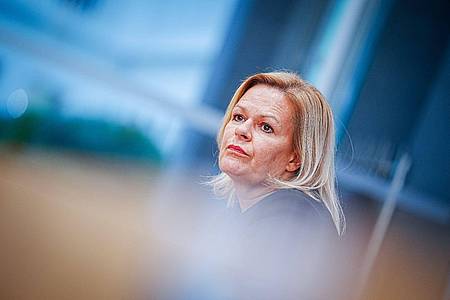 Bundesinnenministerin Nancy Faeser (SPD) ist für eine Verschärfung des Waffenrechts.