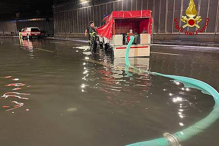 Anfang September hatte die Feuerwehr nach starkem Regen mit Überschwemmungen im Norden Italiens zu kämpfen.