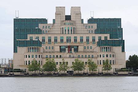 Die Zentrale des britischen Geheimdienstes in London.
