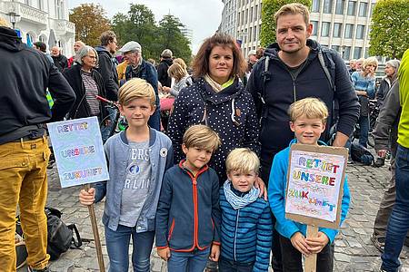 Familie beim Klimastreik in Bielefeld am 23. September 2022