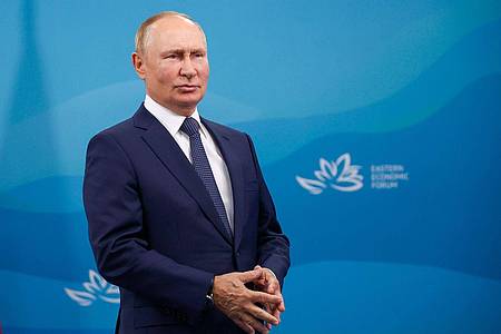 Der russische Präsident Wladimir Putin nimmt in Wladiwostok am 7. Östlichen Wirtschaftsforum teil.